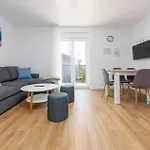 Apartment 1 Bedroom Lovely In